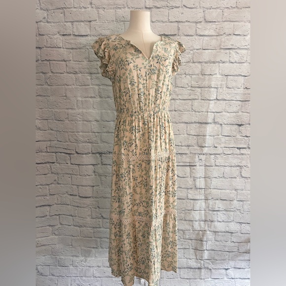 Lucky Brand Maxi Dress Soft Cream Blue Floral Flutter Sleeves Crochet Boho - Picture 3 of 12